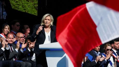 Le Pen recurre la sentencia que la inhabilita cinco años por malversación de fondos europeos