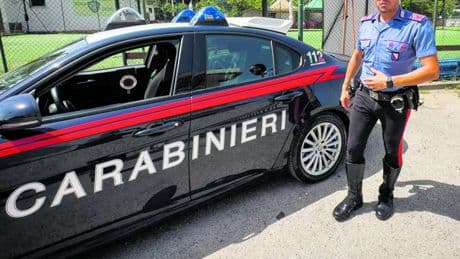 Uomo di 83 anni uccide la moglie malata e tenta di togliersi la vita