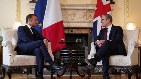 UK and France could deploy coordinated nuclear force to face 'extreme threats'