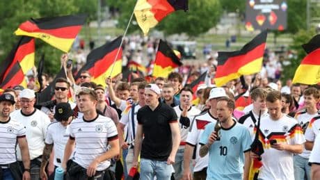 Der wahre emotionale Höhepunkt findet vor dem Anpfiff statt