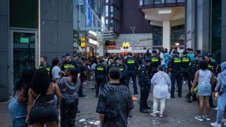 Meerdere aanhoudingen tijdens Zomercarnaval in Rotterdam