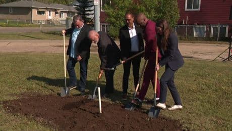 Mayor praises new housing project to help homeless Edmontonians when they leave hospitals