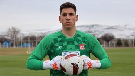 Sivasspor'da Djordje Nikolic ile yollar ayrıldı!