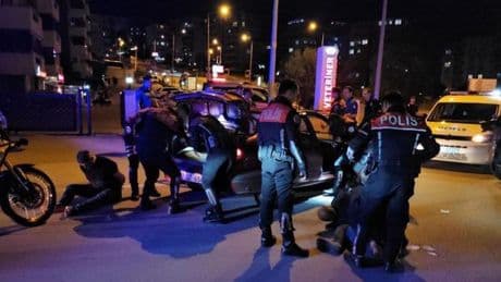 'Dur' ihtarına uymadılar! Şaşırtan savunma: Ben kaçmadım, neden kaçayım, şoför kaçtı