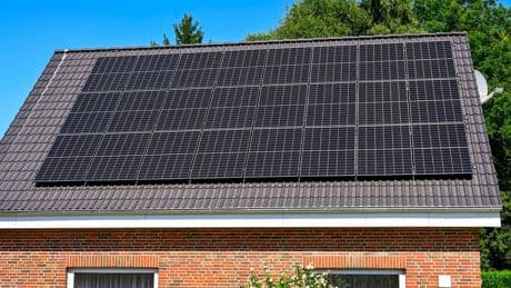 RWE-Chef will Solarbesitzer zur Kasse bitten