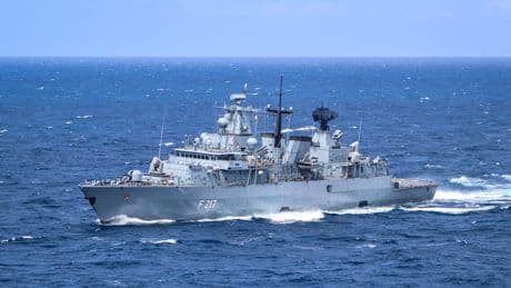 In der Ostsee - Russen-Fregatte lauert auf deutsches Marineschiff