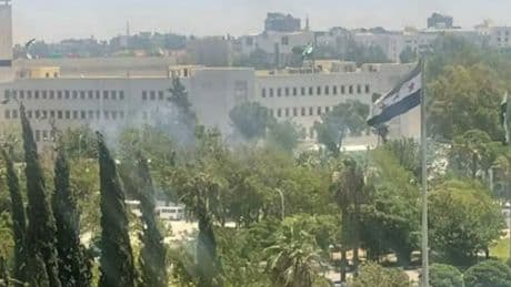 İsrail’den Şam’a hava saldırısı: Suriye Genelkurmay Başkanlığı vuruldu