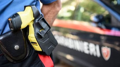 Morire è un rischio del mestiere di bandito, gli europei "fastidiosi" e i rom: quindi, oggi...