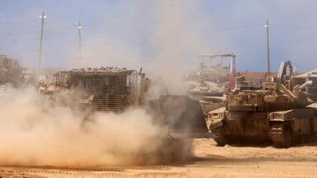 Via all'occupazione di Gaza City. "Sarà nostra con o senza accordi"