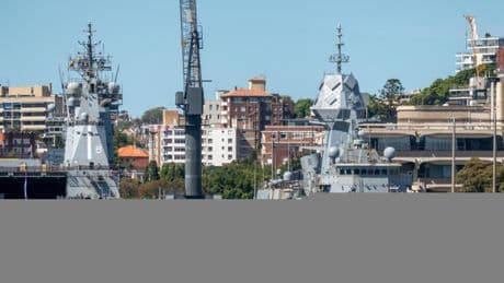 Corte de Internet y radio en Nueva Zelanda a causa del buque insignia de la armada australiana