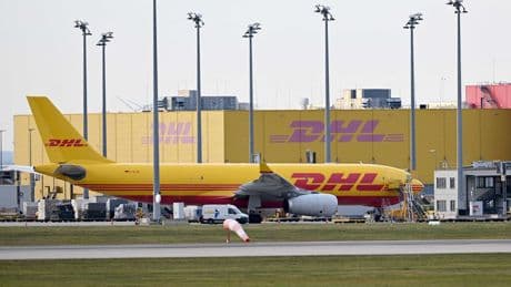 Tarifverhandlungen: Verdi kündigt dreitägigen Streik am DHL-Drehkreuz Leipzig an