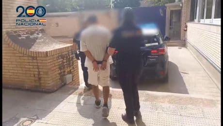 Expulsan del país a un ladrón reincidente tras robar más de 50 móviles en una noche en las fiestas de Huesca