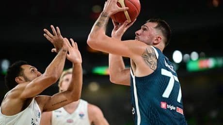 Doncic disipa el susto de su lesión con otra exhibición brutal
