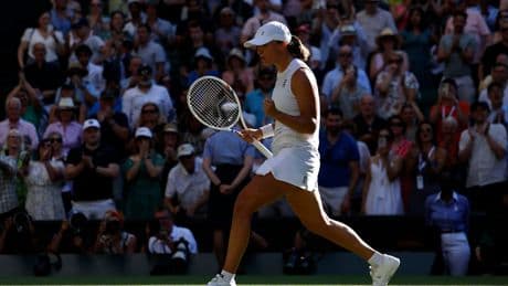 La finalista Swiatek encuentra oxígeno y Sabalenka otro freno, Anisimova