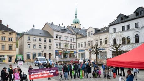 Nach rassistischer Anzeige eines Dachdeckers – Verlag entlässt zuständigen Mitarbeiter
