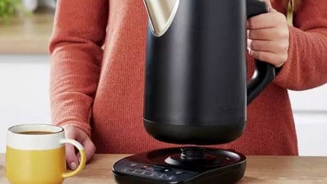 Argos beats Ninja's price on perfect temperature kettle that holds heat to save bills