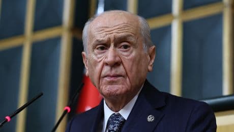 Bahçeli'den, Özel'in "duruşmalar canlı yayınlansın" çağrısına olumlu yanıt