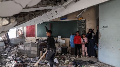 İsrail 7 Ekim'den beri Gazze'de 400'den fazla okulu doğrudan hedef aldı