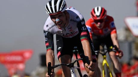 Herbeleef hoe Joao Almeida Jonas Vingegaard in de Vuelta aftroefde op de Angliru