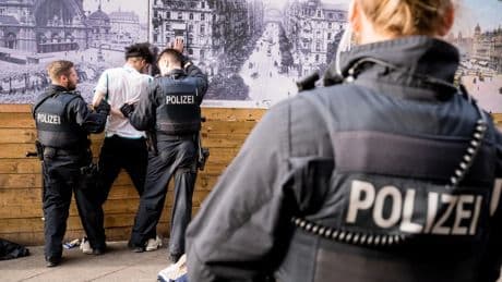 Polizeikontrollen: Warum die Diskussion über Racial Profiling ins Leere läuft