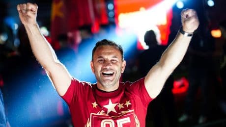 Galatasaray'dan Okan Buruk'a dev zam