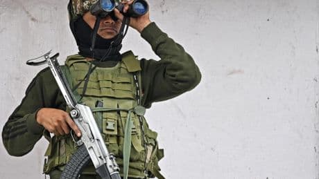 Tensions Inde-Pakistan: Islamabad effectue un nouveau tir de missile, l'Iran entame une médiation