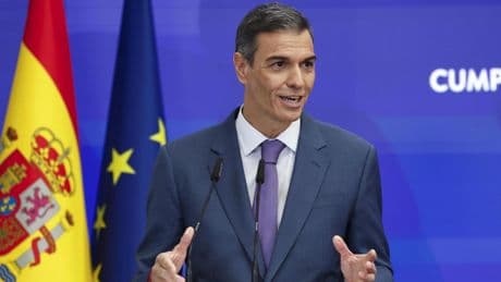 Sánchez presume de economía y presentará Presupuestos para 2026 aunque no se aprueben: "La legislatura dura 4 años"