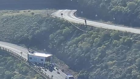 Al menos un muerto y varios heridos tras un accidente de autobús en La Gomera