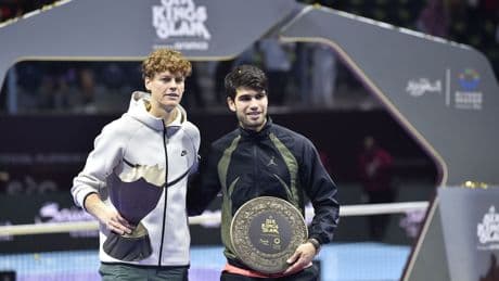 Una leyenda del tenis destaca la virtud que diferencia a Alcaraz y Sinner: "La clave es que Alcaraz está por encima de..."