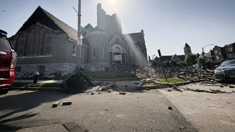 14 dead in Kentucky, 7 in Missouri as possible tornado hits U.S.