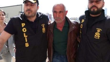 Özgür Özel'e yumruklu saldırı! Şüpheli gözaltına alındı
