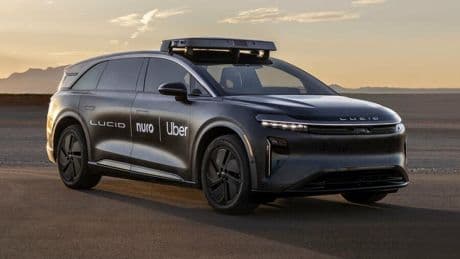 Autonomes Fahren: Uber startet neue Robotaxi-Kooperation mit Lucid – E-Auto-Aktie legt vorbörslich deutlich zu