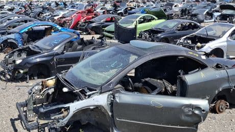 Récord de coches al desguace: las ZBE y la Dana disparan un 27% los vehículos achatarrados