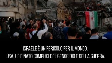 "Giù le mani dall'Iran": la sinistra adesso scende in piazza anche per gli ayatollah