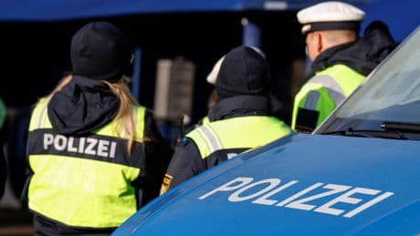 Allemagne : un réseau complotiste et extrémiste fait l’objet d’une vaste opération policière