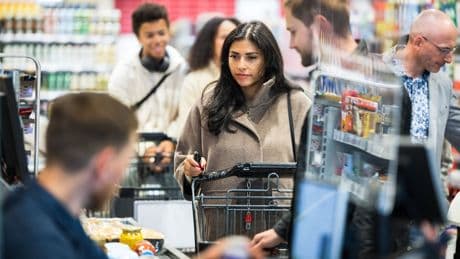 Aldi, Edeka, Lidl und Rewe - Trotz Feiertag: Wo Sie am 1. Mai einkaufen können