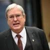 Mögliche Interessenkonflikte: Ex-Minister Steinbach soll Kanzlei-Beraterjob ruhen lassen
