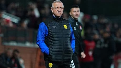 Mesut Bakkal'dan flaş sözler: 'Sorun bensem bırakıyorum'