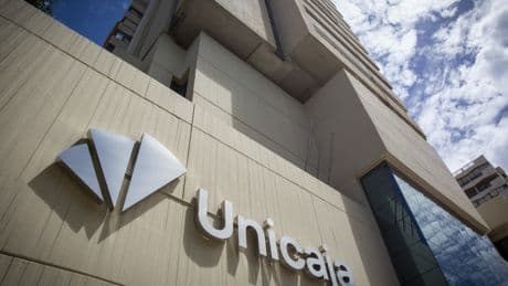 Fundación Unicaja crea un hólding inversor  con 180 millones