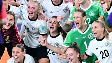 Irre Zahl! - Fußball-Frauen knacken Quoten-Schallmauer