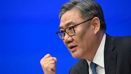 La tension monte entre Pékin et Ottawa: la Chine dépose plainte à l'OMC contre les restrictions canadiennes sur son acier