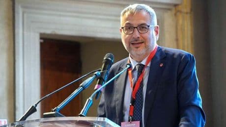 L'allarme di Legacoop: «Mancano 65mila infermieri e 32mila educatori nei servizi per l'infanzia. L'housing? È emergenza nazionale»