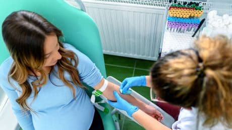 ¿Adiós a la prueba de glucosa que hace vomitar a algunas embarazadas? Las alternativas menos conocidas