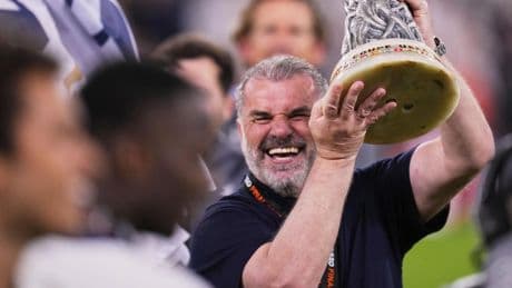 Postecoglou: "La medalla de campeón se la daré a mis hijos"