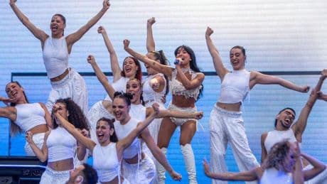 Aitana, a puñetazo limpio: revienta un Metropolitano desbocado que la corona diva de España