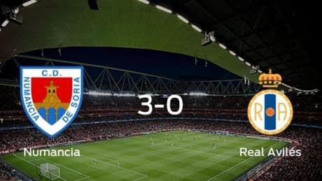 Goleada del Numancia por 3-0 frente al Real Avilés