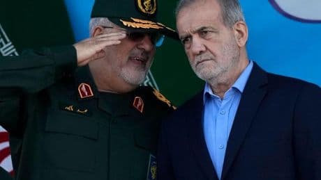 Iranischer Kommandeur will „Tore der Hölle“ öffnen – Teheran wertet Angriff als „Kriegserklärung“