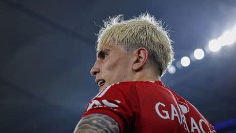 Chelsea hold talks over Alejandro Garnacho signing as Manchester United set asking price