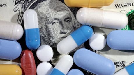 Et si les droits de douane américains provoquaient une hausse du prix des médicaments en Europe