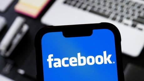 En Italie, des milliers d’hommes se sont échangé des photos volées de leurs femmes sur un groupe Facebook pendant six ans